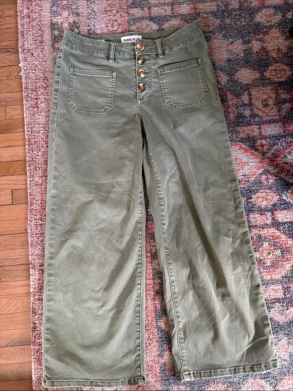 Tribal Olive Green Audrey Wide-Leg Button Front Capri size 6